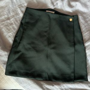 Aritzia Babaton Wayne Miniskirt size 00